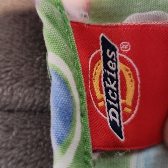 Dickies Scrub Top - Picture 2 of 2